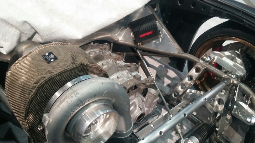 m6000-awd-4-rotor-adaptronic